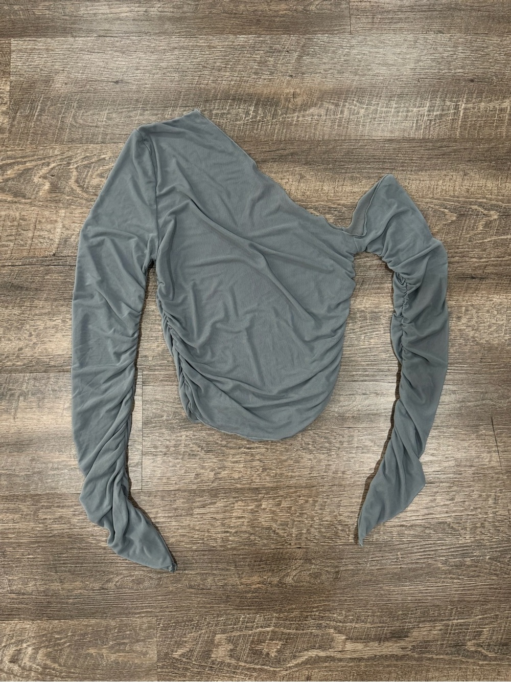 Ruched Asymmetrical Long-Sleeve Crop Top - Gray